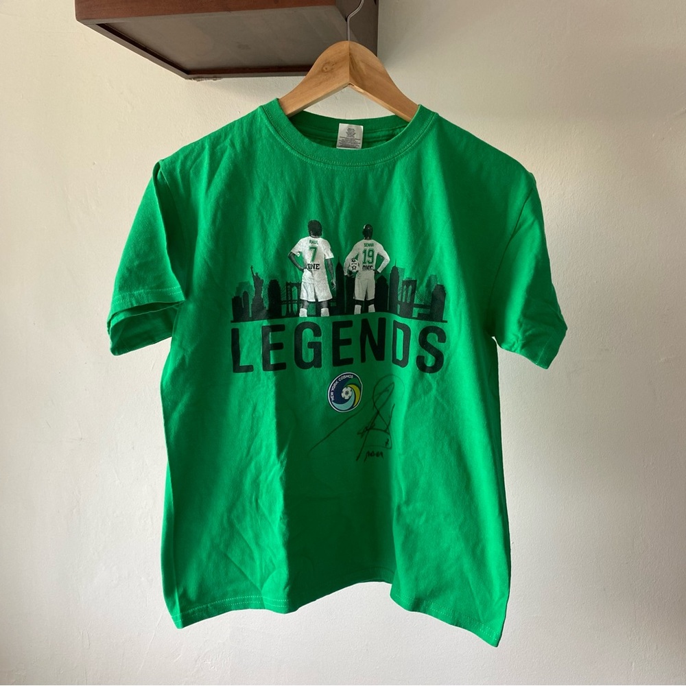 Raúl González Signed T-shirt NY Cosmos Green Size Large Kids